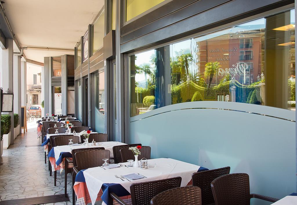 באוונו Hotel Residence Dei Fiori מראה חיצוני תמונה
